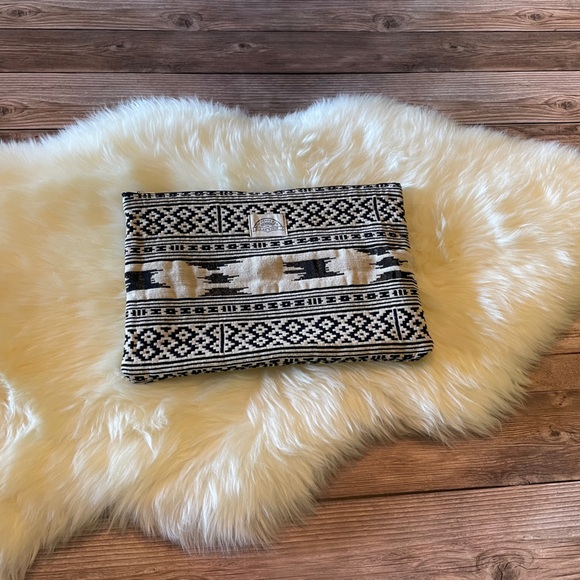 Levi's Handbags - Levi’s Black and White Cotton Bag